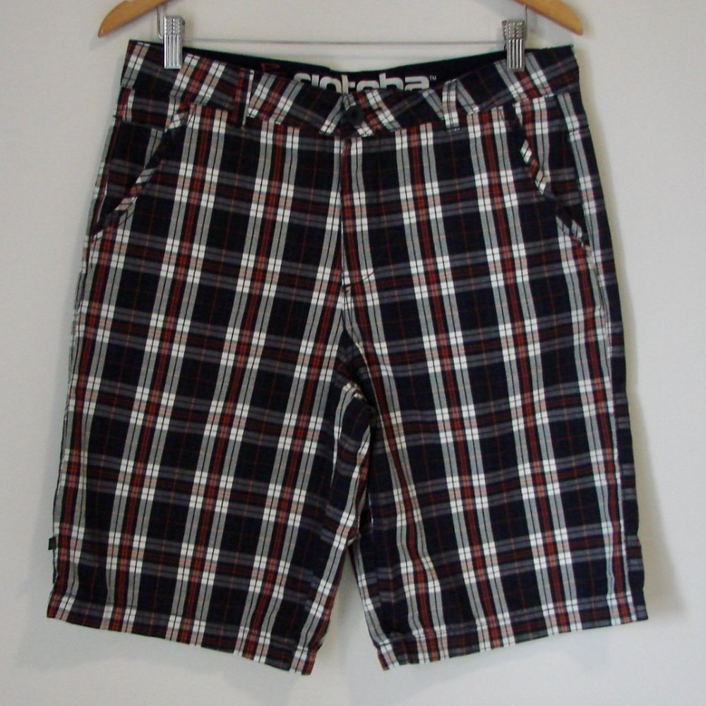 Gotcha Plaid Shorts Mens Navy White Plaid Flat Front Shorts Size 32